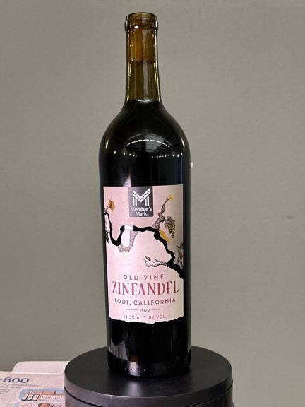 Photo for: Member's Mark Old Vine Zinfandel Lodi California